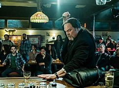 Ghost Wars: 1x01 „Death's Door” - zdjęcia promocyjne