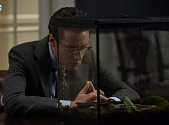 Designated Survivor: 2x03 „Outbreak” - zdjęcia promocyjne