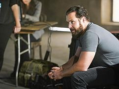 SEAL Team: 1x04 „Ghosts of Christmas Future” - zdjęcia promocyjne