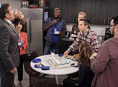 Great News: 2x03 „Honeypot!” - zdjęcia promocyjne