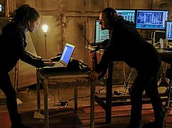 MacGyver: 2x02 „Muscle Car + Paper Clips” - zdjęcia promocyjne