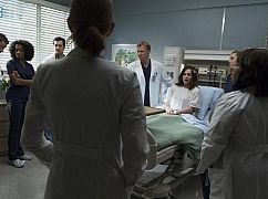 Chirurdzy: 14x04 „Ain’t That a Kick in the Head” - zdjęcia promocyjne