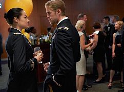 Valor: 1x02 „Espirit de Corps” - zdjęcia promocyjne