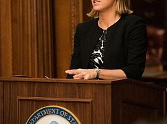 Madam Secretary: 4x03 „The Essentials” - zdjęcia promocyjne