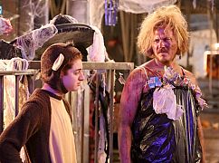 Cioteczka Mick: 2x04 „The Haunted House” - zdjęcia promocyjne