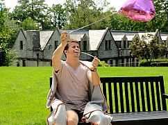 Kevin (Probably) Saves the World: 1x03 „Sweet Little Lies” - zdjęcia promocyjne