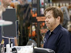 Superstore: 3x05 „Sal's Dead” - zdjęcia promocyjne