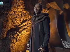 Supergirl: 3x03 „Far From the Tree” - zdjęcia promocyjne
