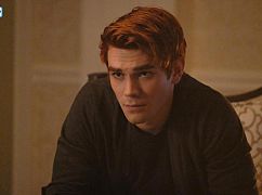 Riverdale: 2x03 „The Watcher in the Woods” - zdjęcia promocyjne