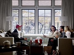 Good Behavior: 2x03 Because I'm Mrs. Claus - zdjęcia promocyjne
