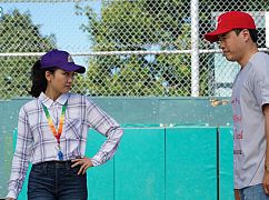 Fresh Off the Boat: 4x06 „A League of Her Own” - zdjęcia promocyjne