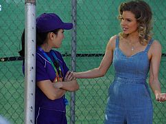 Fresh Off the Boat: 4x06 „A League of Her Own” - zdjęcia promocyjne