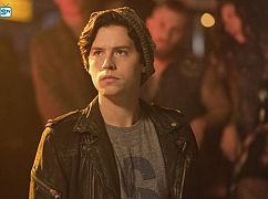 Riverdale: 2x05 „When A Stranger Calls” - zdjęcia promocyjne