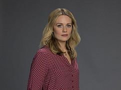 Zdjęcia promocyjne obsady 1 sezonu serialu „Absentia”