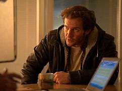 Absentia: 1x04 „Me You Him Me” - zdjęcia promocyjne