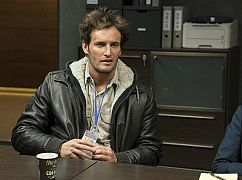 Absentia: 1x02 „Reset” - zdjęcia promocyjne