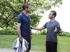 Hawaii 5.0: 8x06 „Mōhala i ka wai ka maka o ka pua” - zdjęcia promocyjne