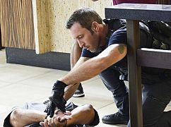 Hawaii 5.0: 8x07 „Kau ka 'ōnohi ali'i i luna” - zdjęcia promocyjne