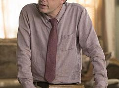 Speechless: 2x07 „B-R-I– BRITISH I-N-V– INVASION” - zdjęcia promocyjne