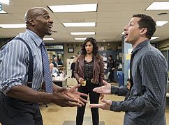 Brooklyn Nine-Nine: 5x08 „Return to Skyfire” - zdjęcia promocyjne