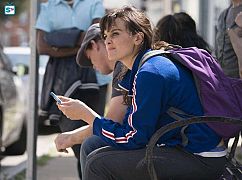 SMILF: 1x03 „Half a Sheet Cake and a Blue-Raspberry Slushie” - zdjęcia promocyjne