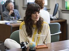 SMILF: 1x03 „Half a Sheet Cake and a Blue-Raspberry Slushie” - zdjęcia promocyjne