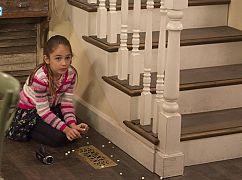 Nie ma lekko: 2x07 „Family Secrets” - zdjęcia promocyjne