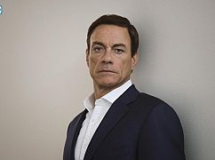Zdjęcia promocyjne 1 sezonu serialu „Jean-Claude Van Johnson”