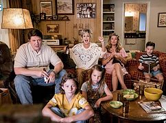 Young Sheldon: 1x05 „A Solar Calculator, a Game Ball, and a Cheerleader’s Bosom” - zdjęcia promocyjne