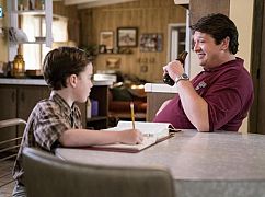 Young Sheldon: 1x05 „A Solar Calculator, a Game Ball, and a Cheerleader’s Bosom” - zdjęcia promocyjne