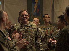 Designated Survivor: 2x08 „Home” - zdjęcia promocyjne