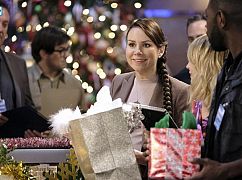 Great News: 2x07 „A Christmas Carol Wendelson” - zdjęcia promocyjne