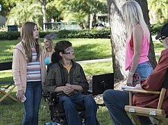 Speechless: 2x08 „B-I--BIKINI U-N--UNIVERSITY” - zdjęcia promocyjne