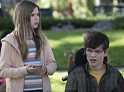 Speechless: 2x08 „B-I--BIKINI U-N--UNIVERSITY” - zdjęcia promocyjne