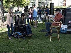 Speechless: 2x08 „B-I--BIKINI U-N--UNIVERSITY” - zdjęcia promocyjne