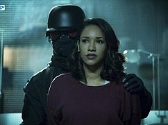 The Flash: 4x08 „Crisis on Earth X, Part 3” - zdjęcia promocyjne