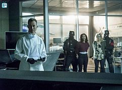 The Flash: 4x08 „Crisis on Earth X, Part 3” - zdjęcia promocyjne