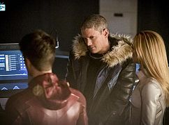 The Flash: 4x08 „Crisis on Earth X, Part 3” - zdjęcia promocyjne