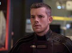 Arrow: 6x08 „Crisis on Earth X, Part 2” - zdjęcia promocyjne