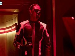 Arrow: 6x08 „Crisis on Earth X, Part 2” - zdjęcia promocyjne