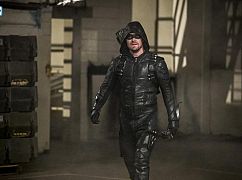 Arrow: 6x08 „Crisis on Earth X, Part 2” - zdjęcia promocyjne