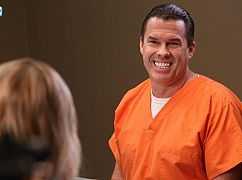 Cioteczka Mick: 2x09 „The Divorce” - zdjęcia promocyjne