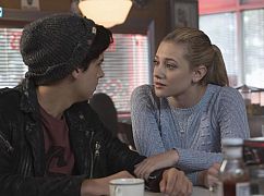 Riverdale: 2x08 „House of the Devil” - zdjęcia promocyjne