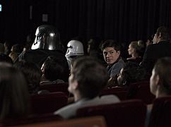 Speechless: 2x09 „S-T--STAR W--WARS W--ARS” - zdjęcia promocyjne