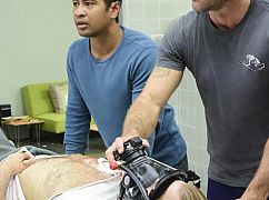 Hawaii 5.0: 8x10 „I ka wā ma mua, I ka wā ma hope” - zdjęcia promocyjne