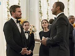 Arrow: 6x09 „Irreconcilable Differences” - zdjęcia promocyjne