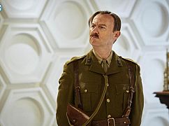 Doktor Who: 11x00 „Twice Upon A Time” - zdjęcia promocyjne
