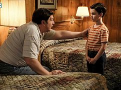 Young Sheldon: 1x08 „Cape Canaveral, Schrödinger’s Cat, and Cyndi Lauper’s Hair” - zdjęcia promocyjne