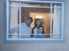 Young Sheldon: 1x08 „Cape Canaveral, Schrödinger’s Cat, and Cyndi Lauper’s Hair” - zdjęcia promocyjne