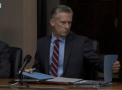 Designated Survivor: 2x10 „Line of Fire” - zdjęcia promocyjne